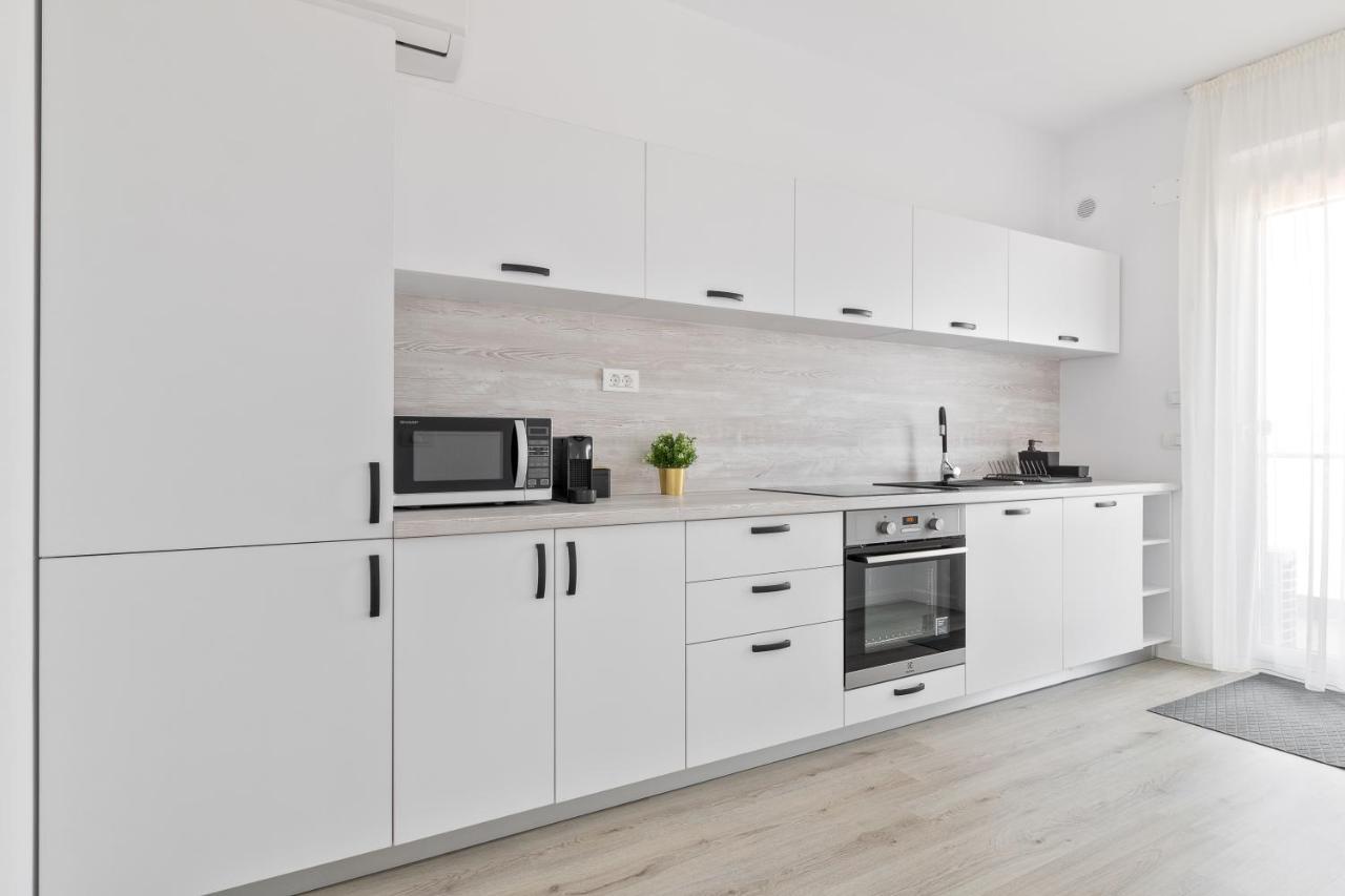 Apartament Grand Hill Flats Oradea Zewnętrze zdjęcie
