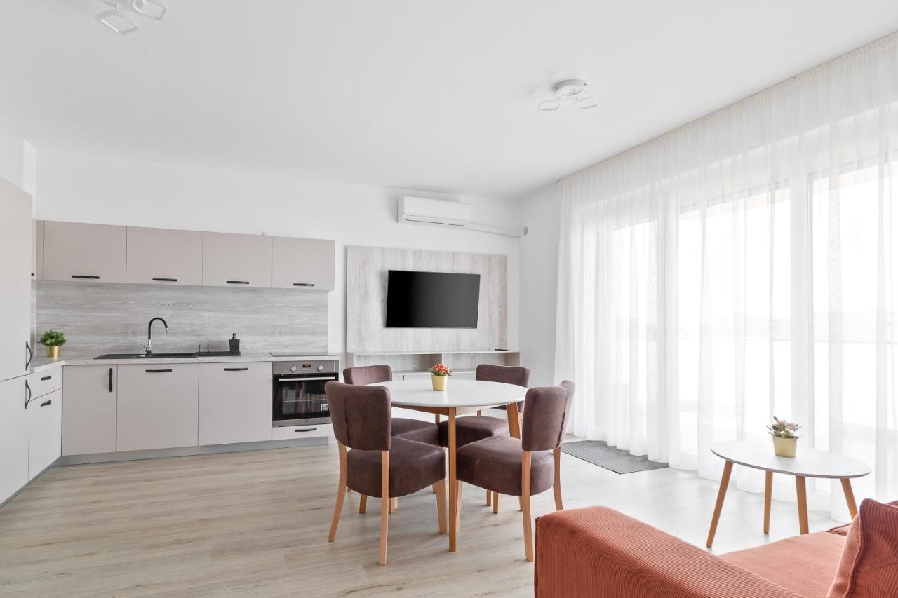 Apartament Grand Hill Flats Oradea Zewnętrze zdjęcie